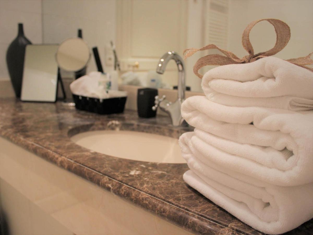 Chambre D'Hotes Les Rives De La Tronne Mer Екстер'єр фото