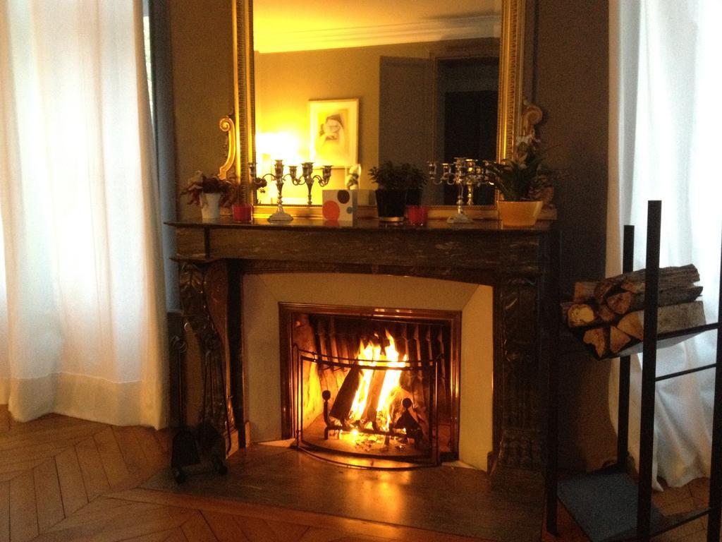 Chambre D'Hotes Les Rives De La Tronne Mer Екстер'єр фото