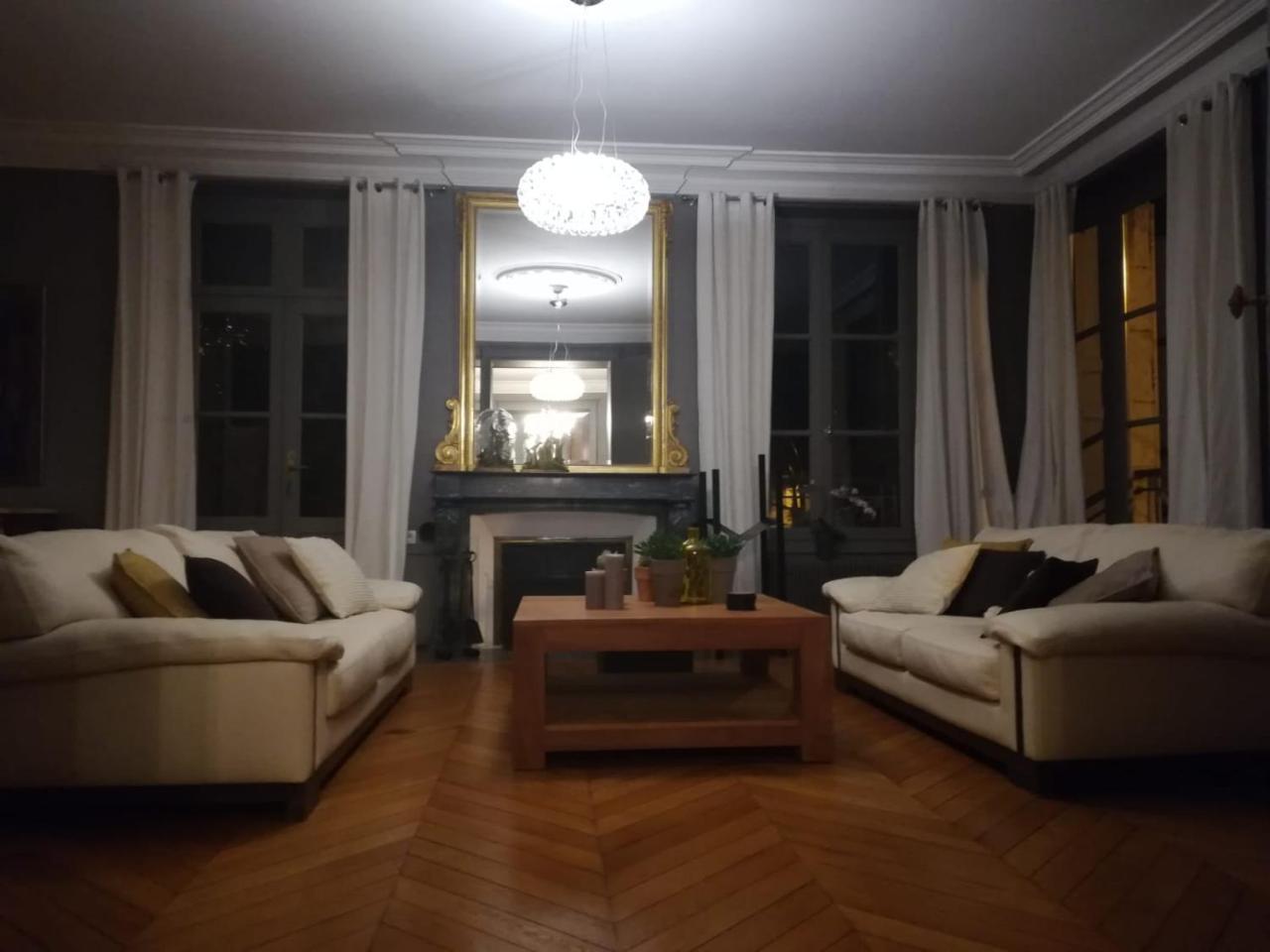 Chambre D'Hotes Les Rives De La Tronne Mer Екстер'єр фото