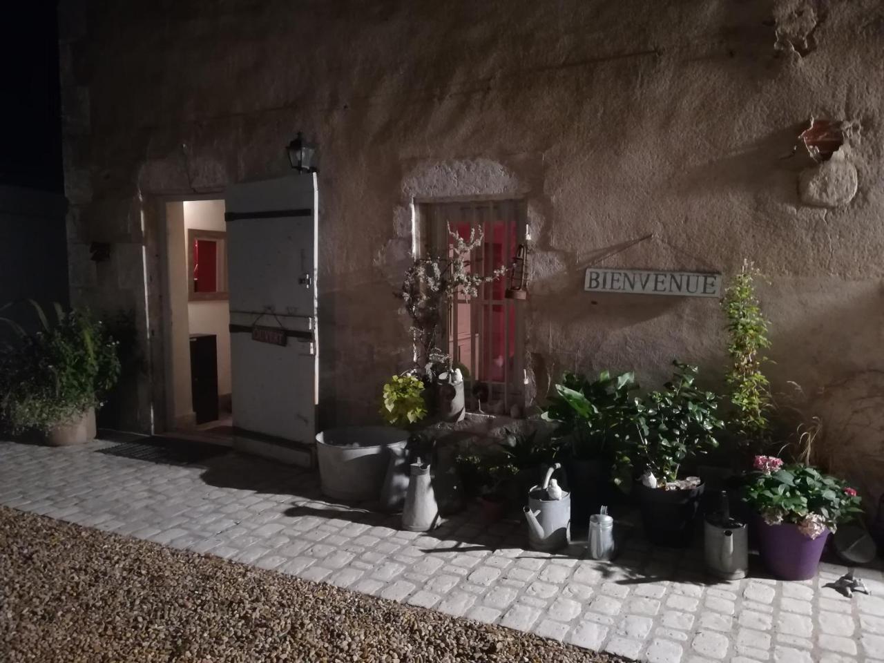 Chambre D'Hotes Les Rives De La Tronne Mer Екстер'єр фото