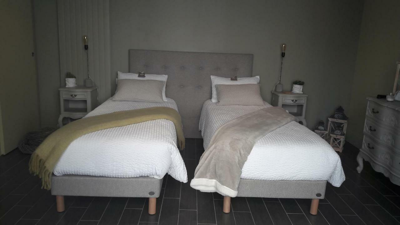 Chambre D'Hotes Les Rives De La Tronne Mer Екстер'єр фото