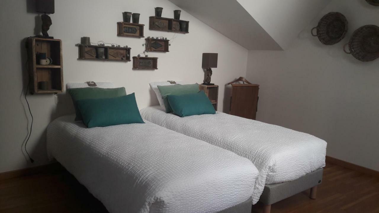 Chambre D'Hotes Les Rives De La Tronne Mer Екстер'єр фото